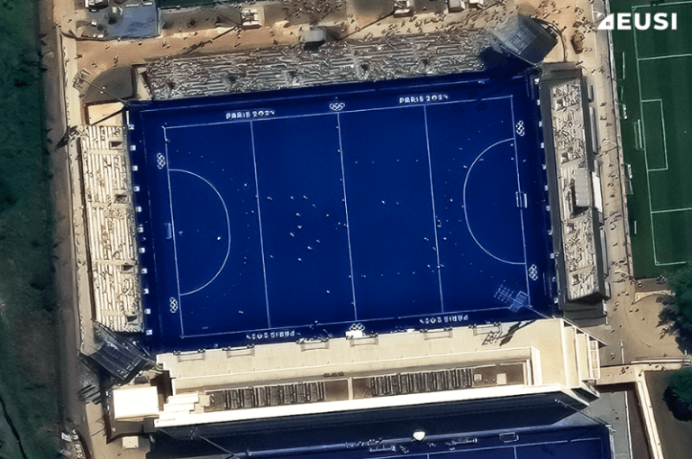 15 cm satellite image of a hockey field