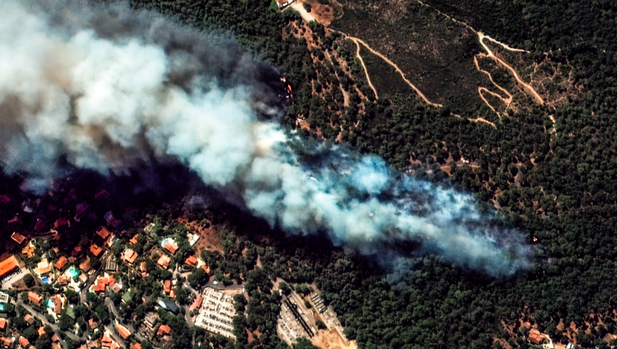 Press Update Southern France Satellite Images Of Pine Forest Fire In 