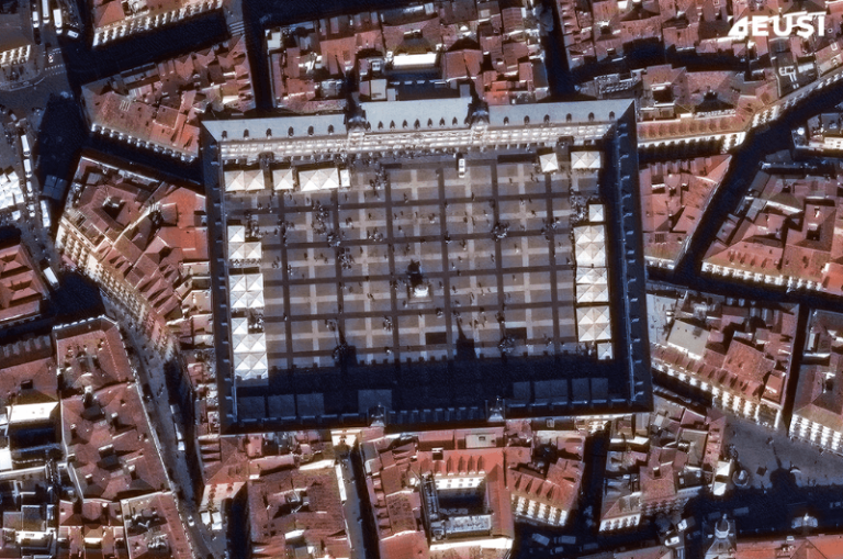 15 cm satellite image of Madrid