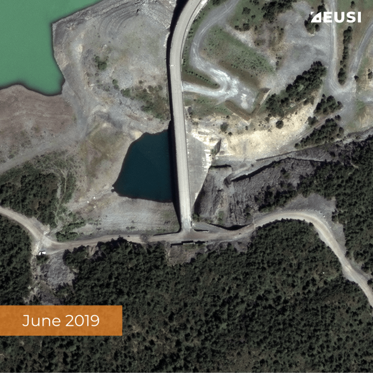 Satellite image of a dam in June 2019 with high water level